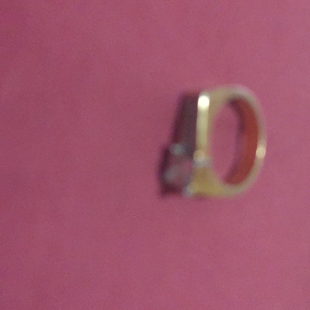 Gold ring